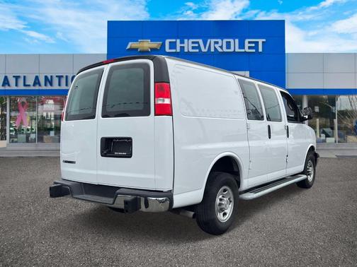 2024 Chevrolet Express 2500 Work Van