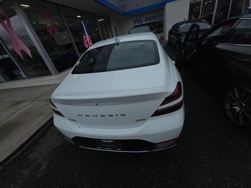 2025 Genesis G70 2.5T