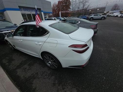 2025 Genesis G70 2.5T