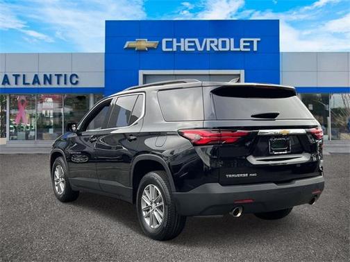 2022 Chevrolet Traverse LT Leather