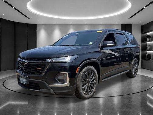 Black Metallic 2023 Chevrolet Traverse RS