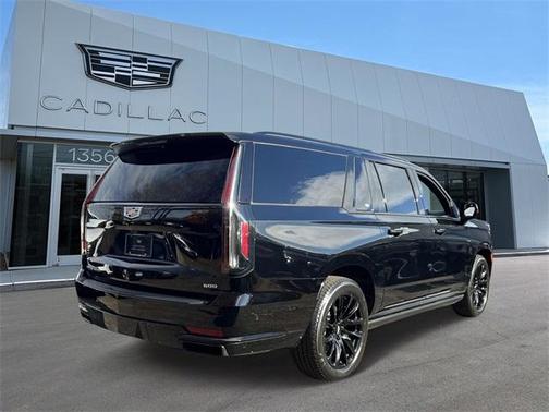 2024 Cadillac Escalade ESV Sport