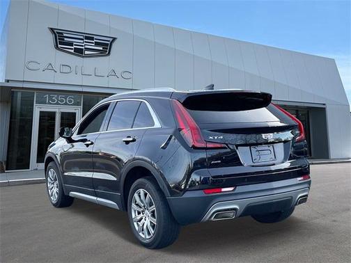 2022 Cadillac XT4 Premium Luxury