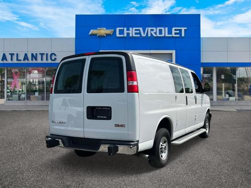 2023 GMC Savana 2500 Work Van