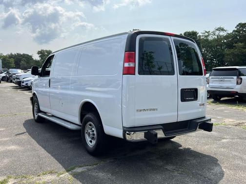 2023 GMC Savana 2500 Work Van