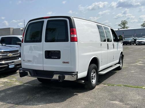 2023 GMC Savana 2500 Work Van