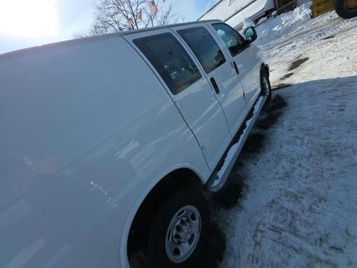 2024 Chevrolet Express 2500 Work Van