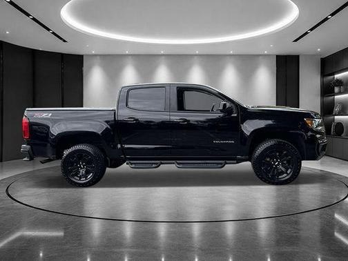 Black 2022 Chevrolet Colorado Z71