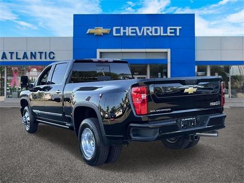 2025 Chevrolet Silverado 3500 High Country