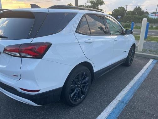 2022 Chevrolet Equinox RS