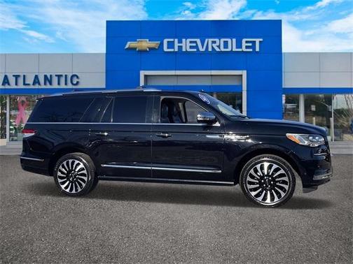 2023 Lincoln Navigator L Black Label