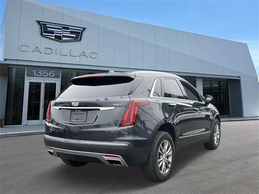 2022 Cadillac XT5 Premium Luxury