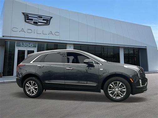 2022 Cadillac XT5 Premium Luxury