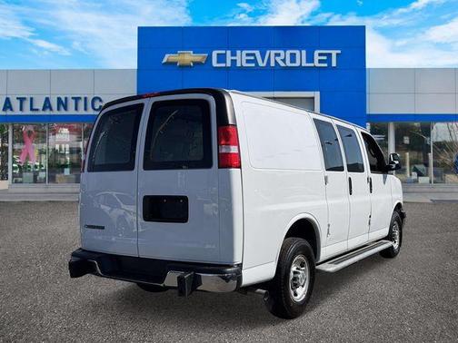 Summit White 2024 Chevrolet Express 2500 Work Van