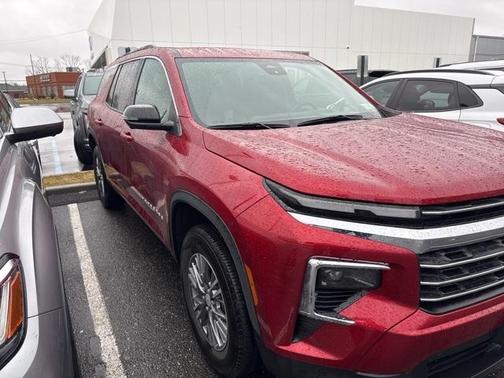 2025 Chevrolet Traverse LT