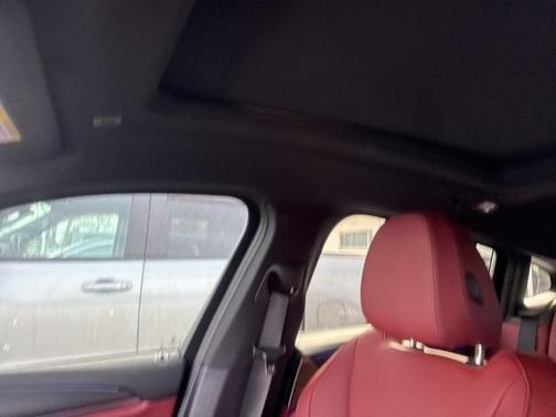 2025 BMW X4 xDrive30i