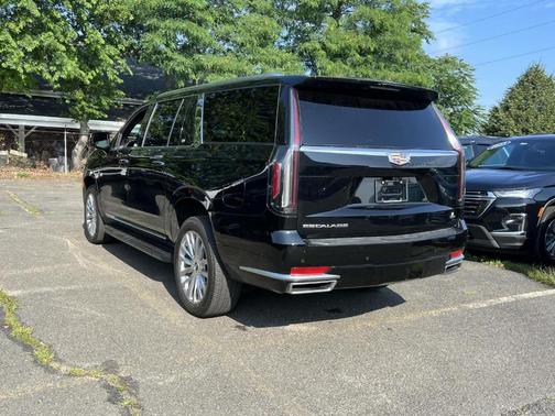2023 Cadillac Escalade ESV Premium Luxury