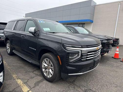 2025 Chevrolet Suburban Premier