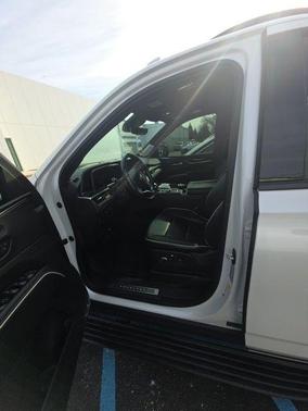 2023 Cadillac Escalade ESV Sport