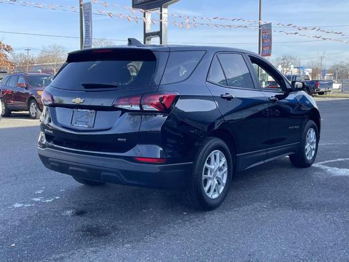 2023 Chevrolet Equinox LS