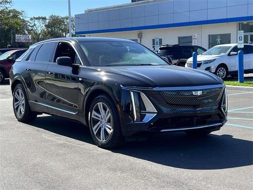 2024 Cadillac LYRIQ Tech