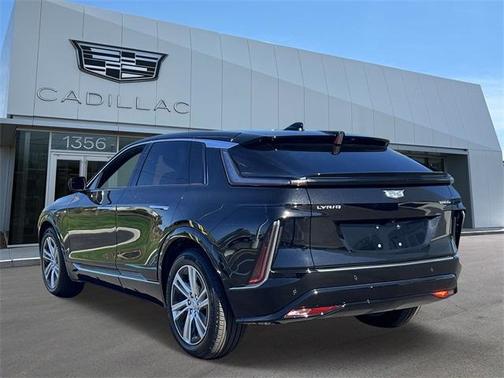 2024 Cadillac LYRIQ Tech