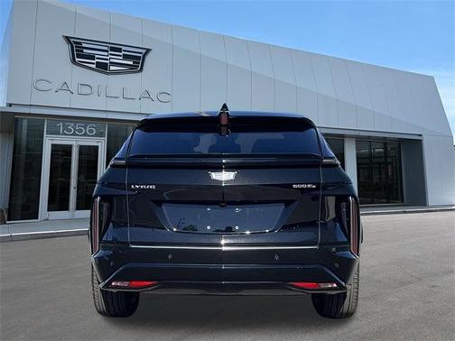 2024 Cadillac LYRIQ Tech