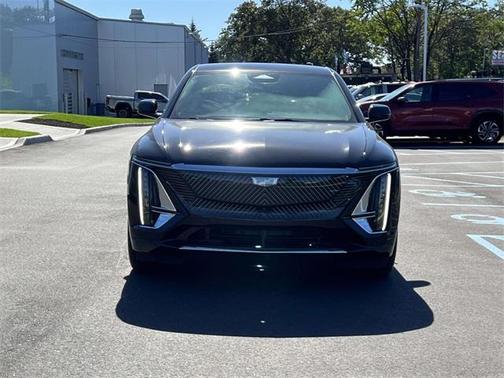 2024 Cadillac LYRIQ Tech