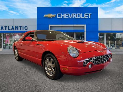 2004 Ford Thunderbird 