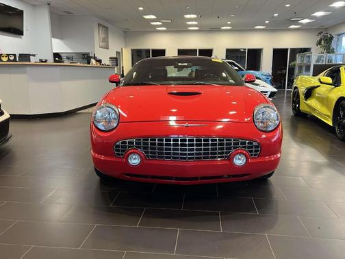 2004 Ford Thunderbird 