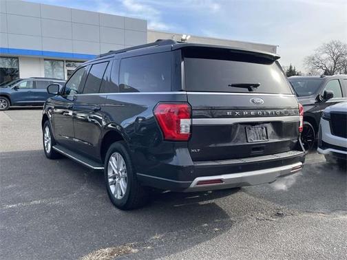 2022 Ford Expedition Max XLT