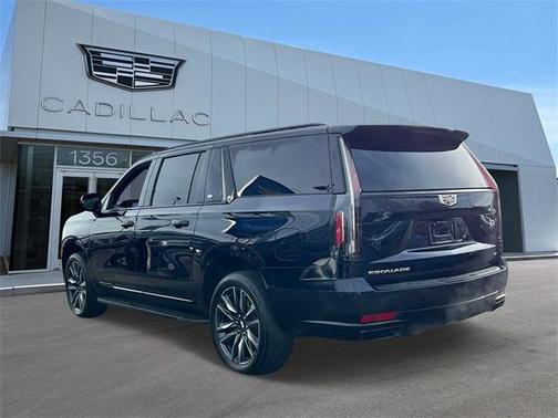 2022 Cadillac Escalade ESV Sport