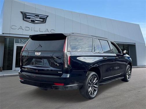 2022 Cadillac Escalade ESV Sport