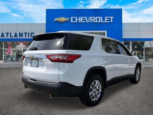 Summit White 2018 Chevrolet Traverse LS