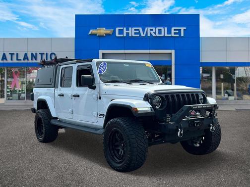 2022 Jeep Gladiator Overland