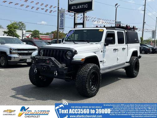 2022 Jeep Gladiator Overland