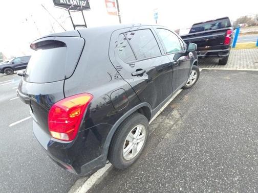 2022 Chevrolet Trax LS