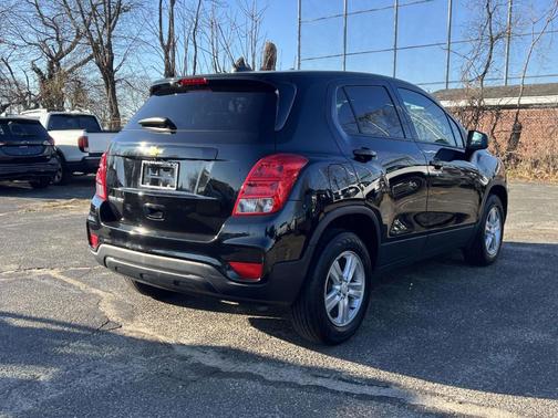2022 Chevrolet Trax LS