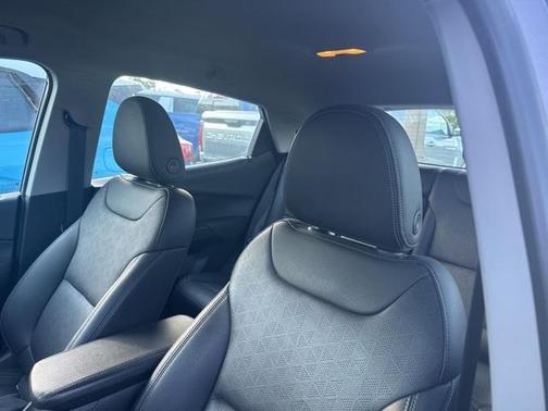 2023 Chevrolet Bolt EV 2LT