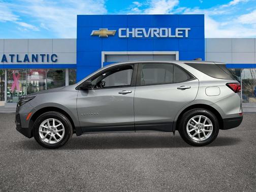 Sterling Gray Metallic 2023 Chevrolet Equinox LS