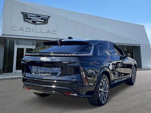 2024 Cadillac LYRIQ Sport