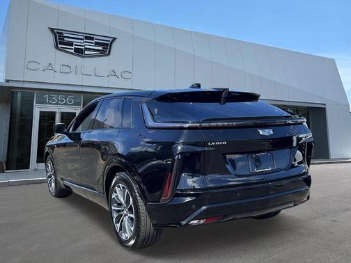 2024 Cadillac LYRIQ Sport
