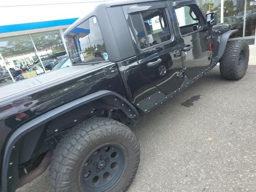 2022 Jeep Gladiator Sport