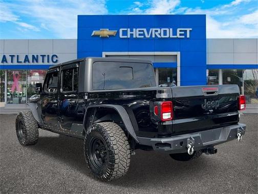 2022 Jeep Gladiator Sport