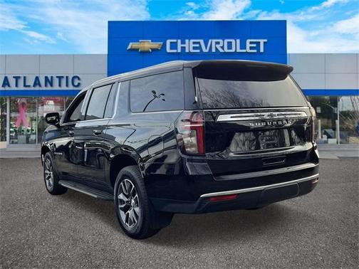 2023 Chevrolet Suburban LS
