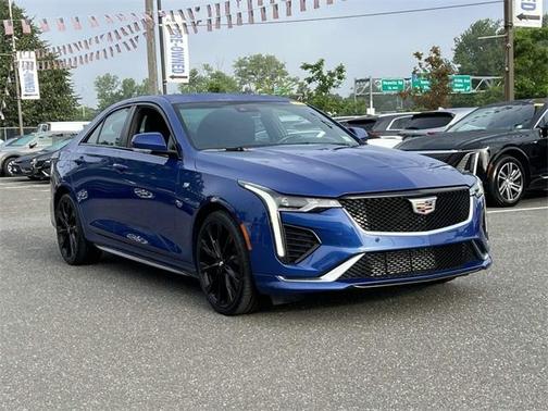 2022 Cadillac CT4 Sport