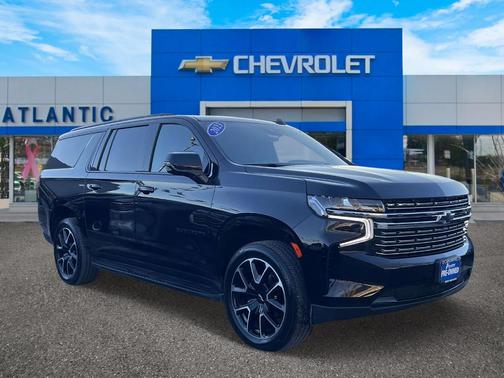 2023 Chevrolet Suburban RST