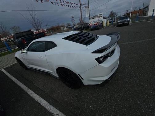 2023 Chevrolet Camaro LT1