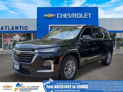 Black Metallic 2023 Chevrolet Traverse LT Cloth