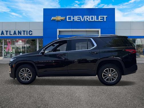 Black Metallic 2023 Chevrolet Traverse LT Cloth
